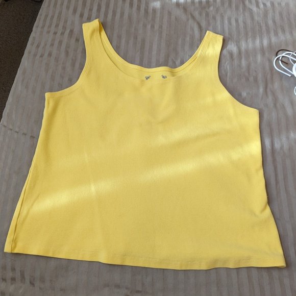 Allison Daley 2 Piece Set Yellow Button Up Lace Top and Matching Tank - Picture 9 of 13